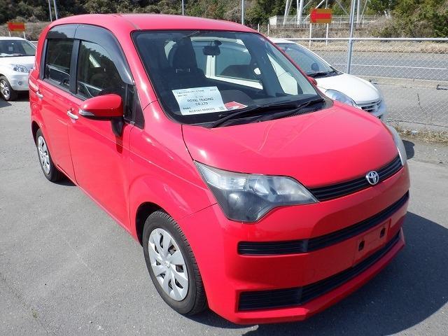 Toyota spade 2013