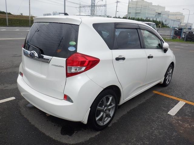 Subaru trezia 2013